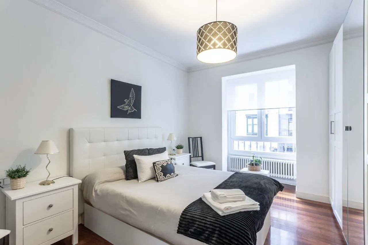 Bilbao Arte V With Parking By Aston Rentals Apartman